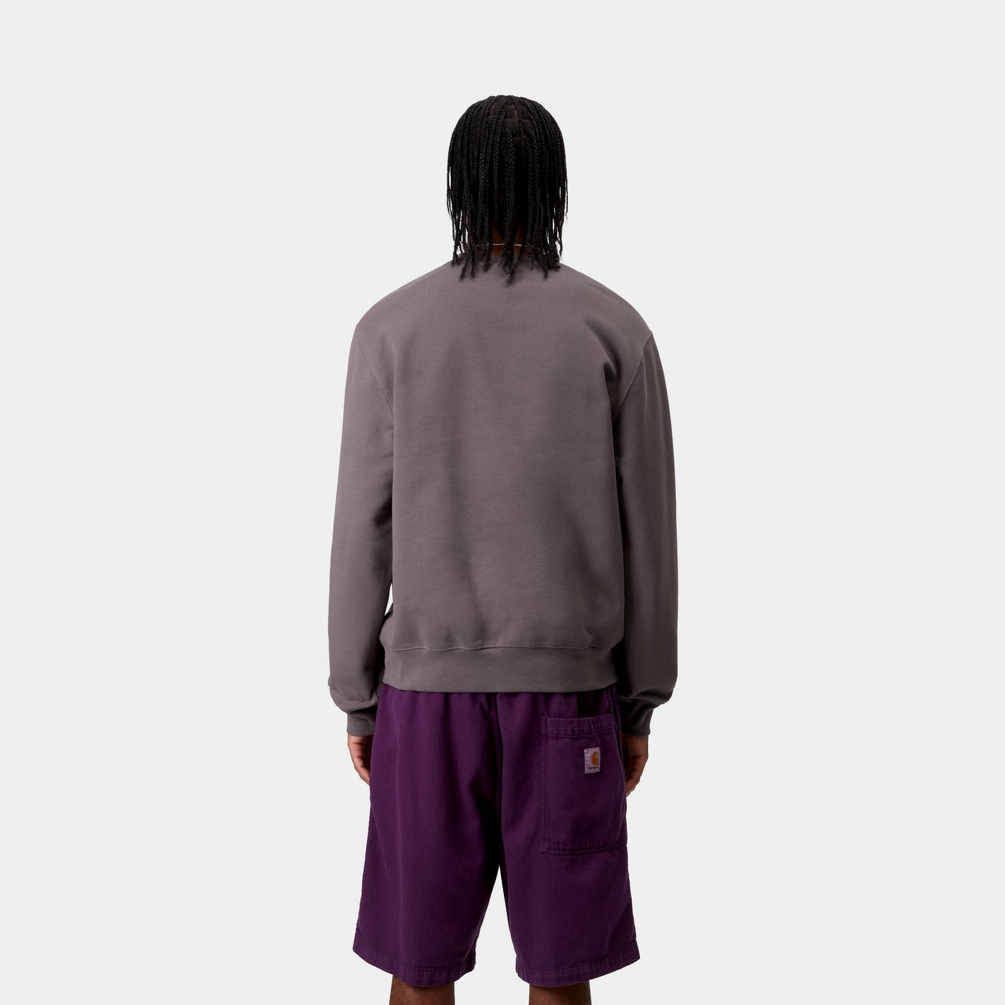 Rivet Script Sweatshirt | Manta