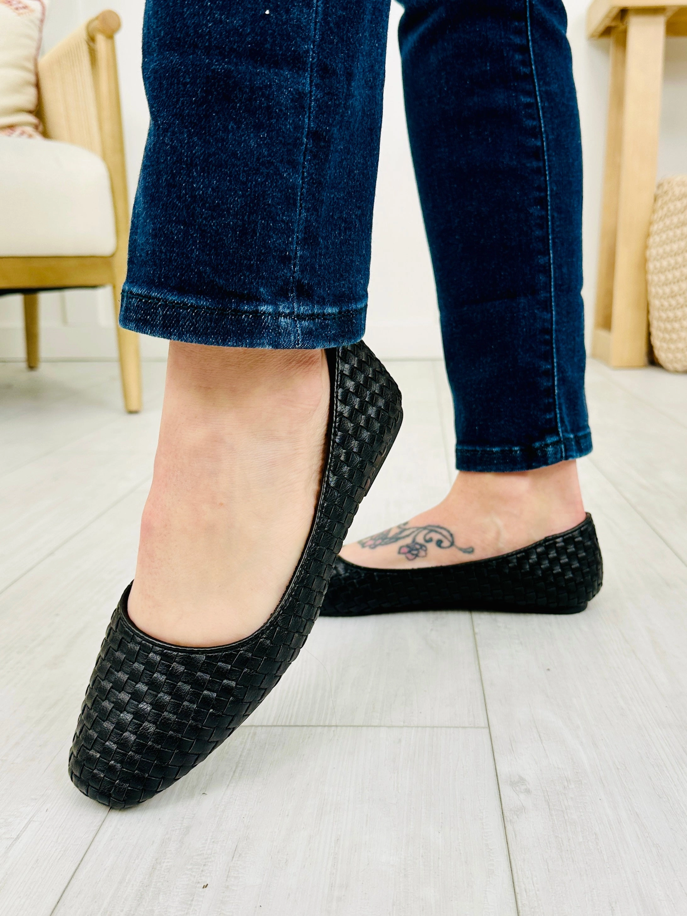 Twist Of Style Flats