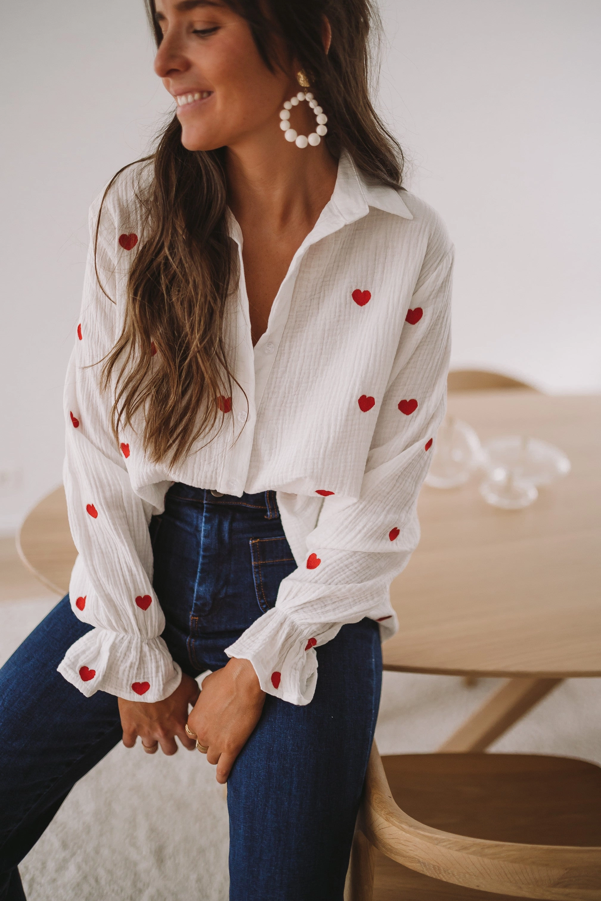 White Vicky Shirt with Red Hearts