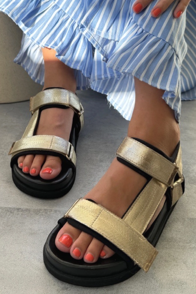 You Move Me Sandal | Gold | Sandal fra Copenhagen Shoes