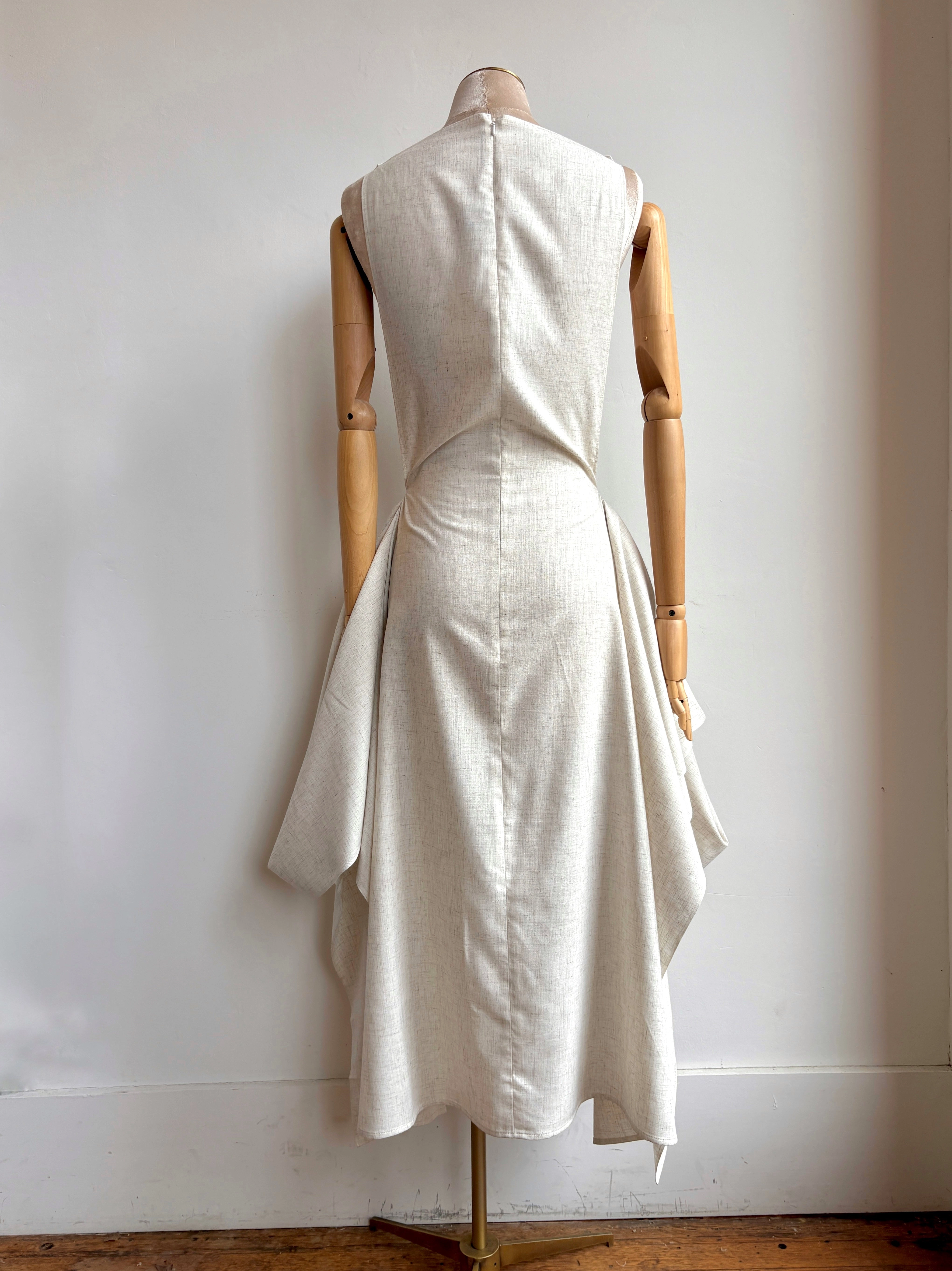 Zero-Waste Dress in Oatmeal Linen